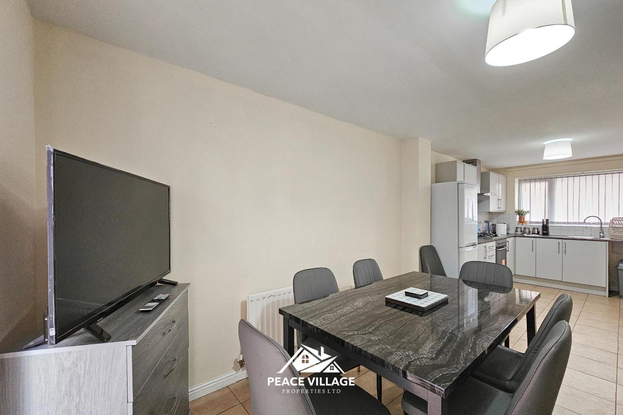 Ashton Co-Living - Private Room Self-Cater Manchester Buitenkant foto