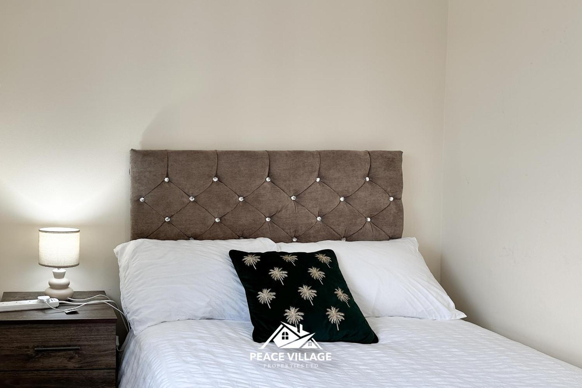 Ashton Co-Living - Private Room Self-Cater Manchester Buitenkant foto